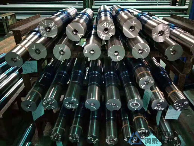 YE3-180M-4电机轴伸打螺纹孔定制